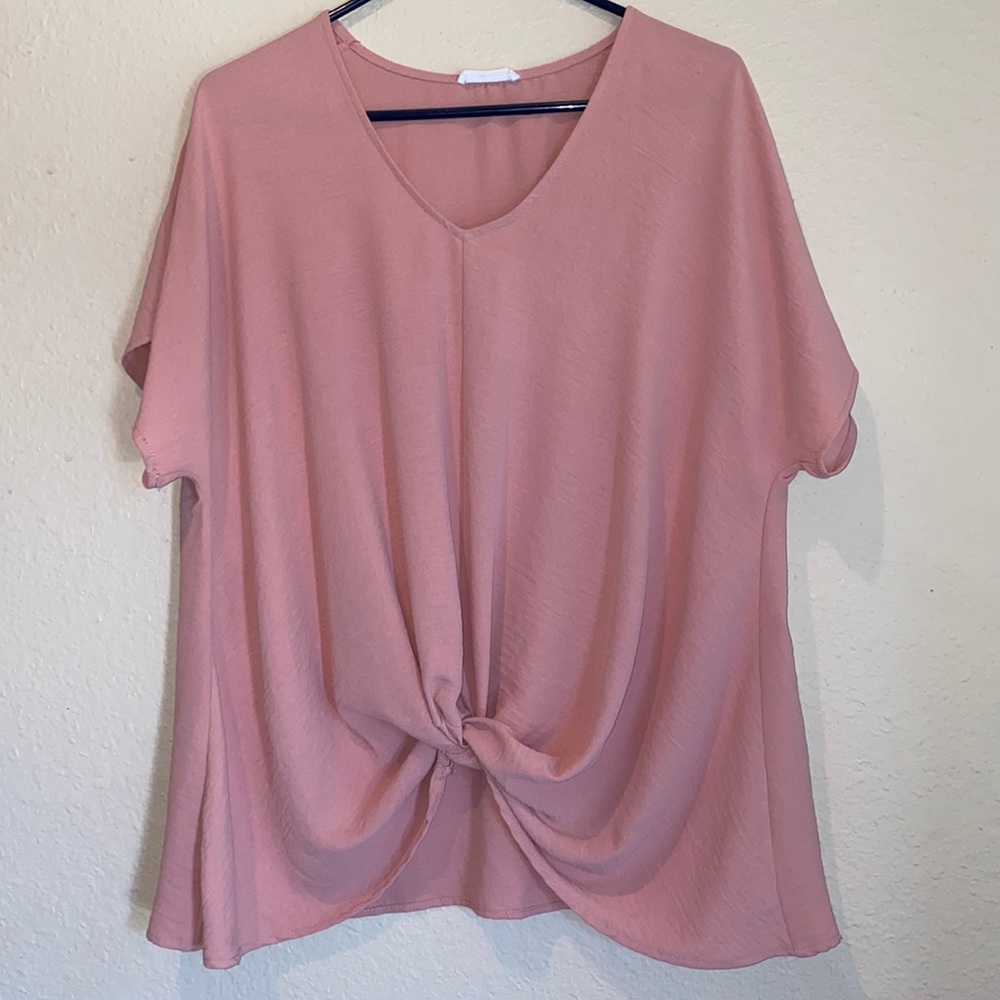 Chic Soul Pink top with twisted knot detail on bottom.